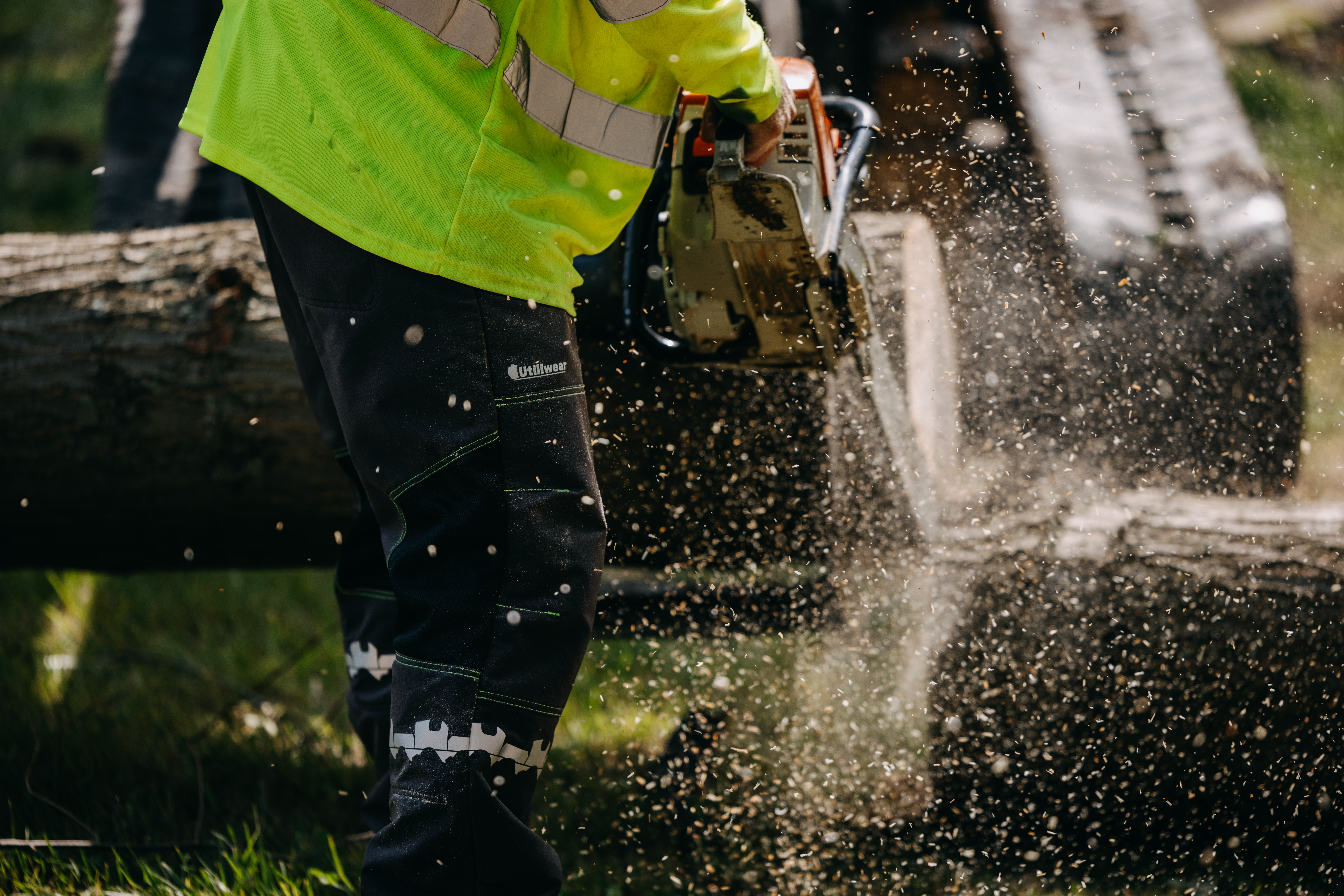 Utiliwear chainsaw protection pants in use